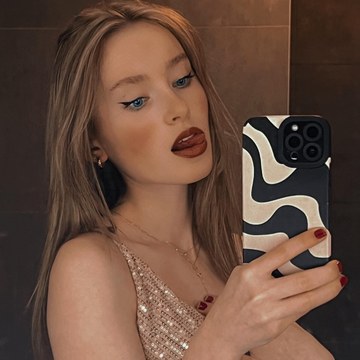 Lonneke van Krimpen - Screenshot and Social Media Collection in lonnekevankrimpen_3011079716178677800_1782660059.jpg - hidden celebrity photo